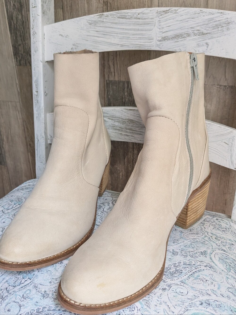 Diba True Majes Tic Booties